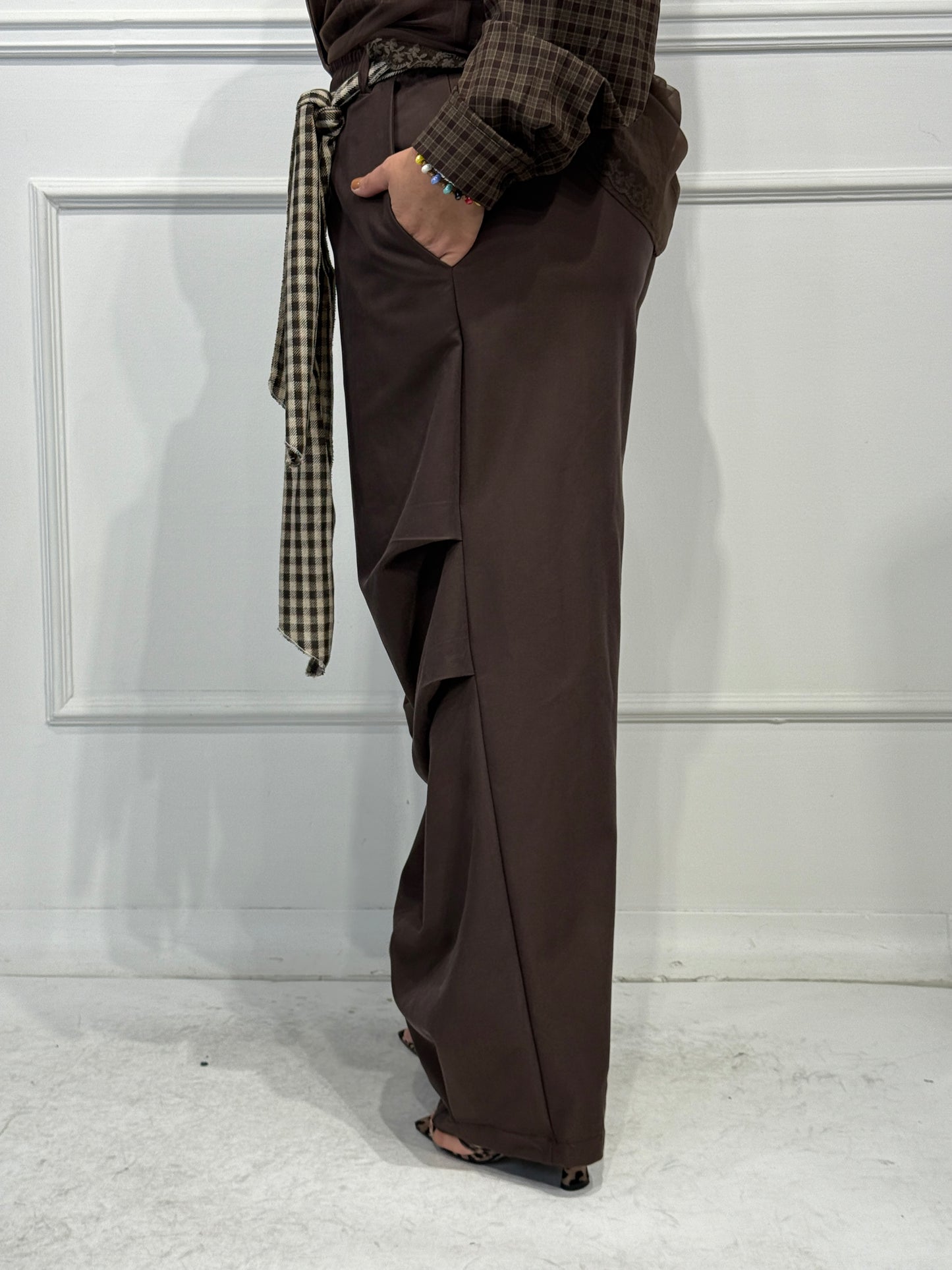 Pantalone Corea Moro