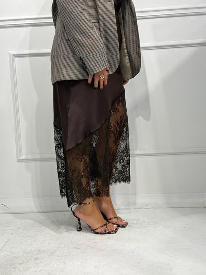 Gonna Pizzo Marrone