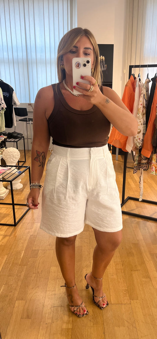 Bermuda White