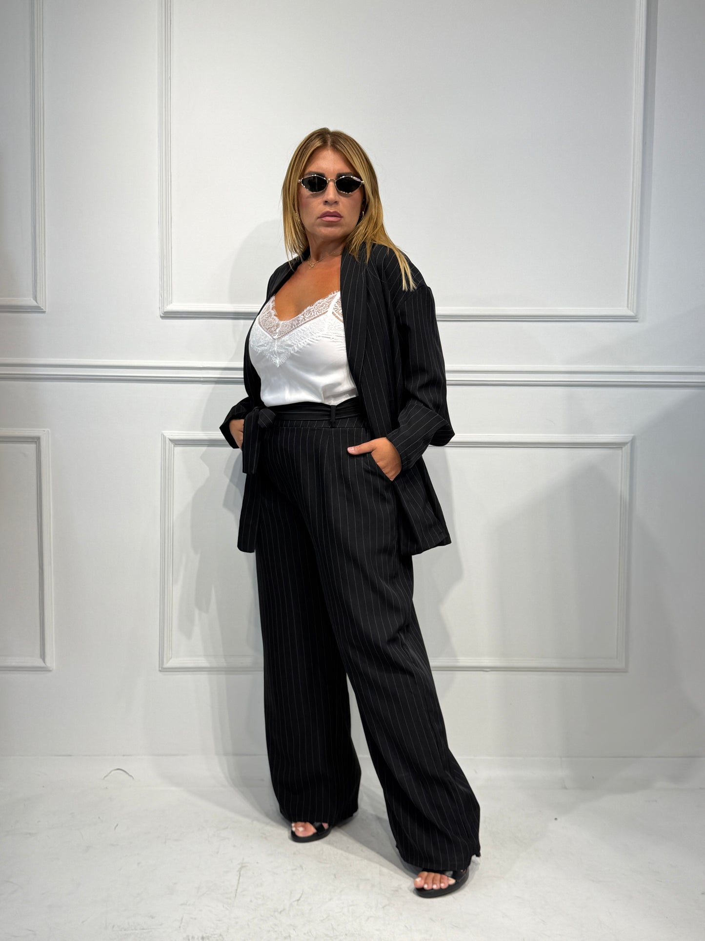 Coordinato CURVY Gessato Kim Nero