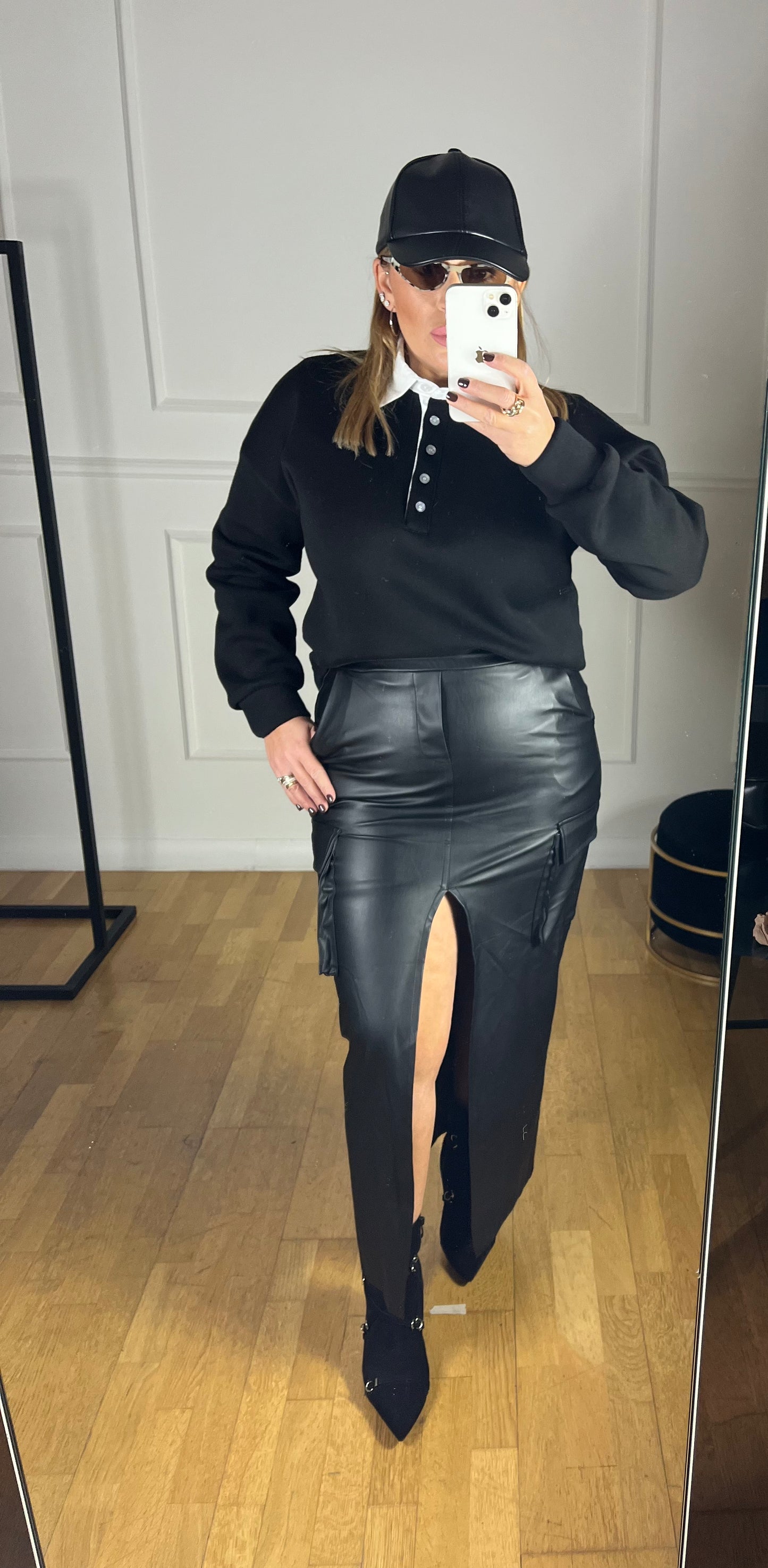 Gonna Leather Nera