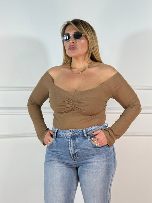 Maglia Scollo Barca Nocciola